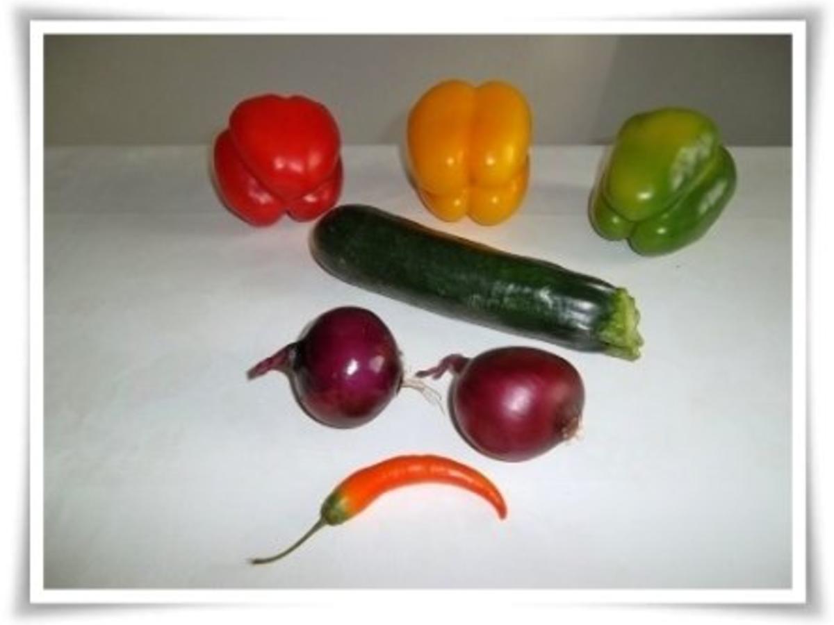Pikantes Paprika Gulasch Vegetarisch - einfach - von 2010Herford
