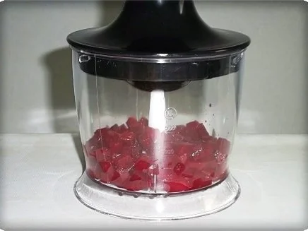 Rezept: Matjes auf Rote Bete Creme Bild Nr. 4 Matjes auf Rote Bete Creme - Rezept - Bild Nr. 4