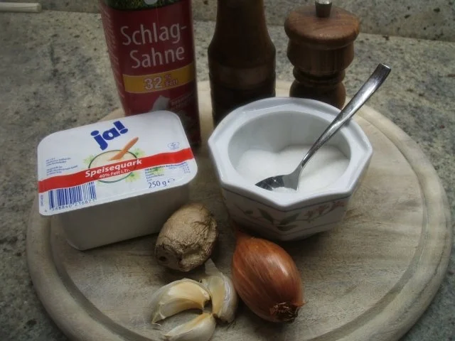 Rezept: Soßen: Würziger Quarkdip Bild Nr. 2 Soßen: Würziger Quarkdip - Rezept - Bild Nr. 2