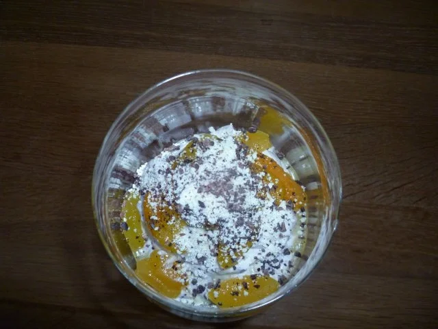 Rezept: Stracciatella-Ricotta-Dessert mit Aprikosen Bild Nr. 9 Stracciatella-Ricotta-Dessert mit Aprikosen - Rezept - Bild Nr. 9