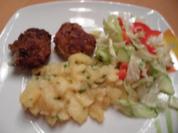 Rezept: Fleischküchle und Kartoffelsalat Fleischküchle und Kartoffelsalat - Rezept