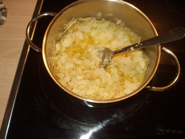 Fruchtige Bienenstichtorte - Rezept - Bild Nr. 8