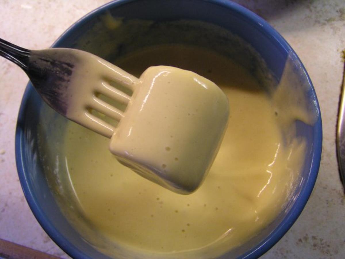 Gebratene Banane mit Vanilleeis und Honig - einfach - 564 kcal/100g