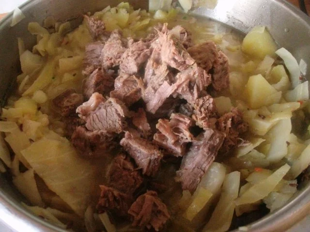 kräftiger Weisskohleintopf mit Mettenden - Rezept - Bild Nr. 7