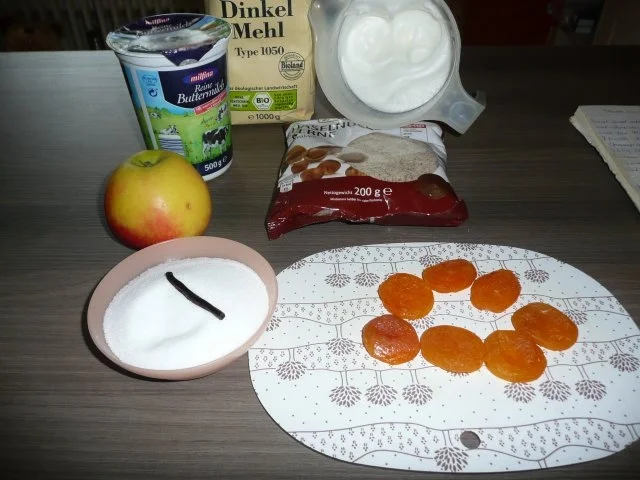 Rezept: Waffeln am Samstag mit Apfel , Aprikose & Haselnuss ! Bild Nr. 2 Waffeln am Samstag mit Apfel , Aprikose & Haselnuss ! - Rezept - Bild Nr. 2