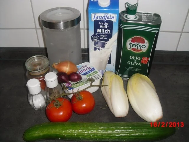 Rezept: Chicoree mit Kräuter-Dip, Bild Nr. 4 Chicoree mit Kräuter-Dip, - Rezept - Bild Nr. 4