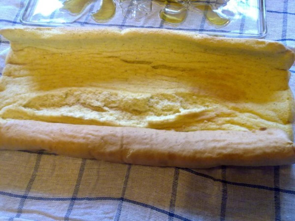 Bananen Biskuitrolle - einfach - von Big-Grizzly