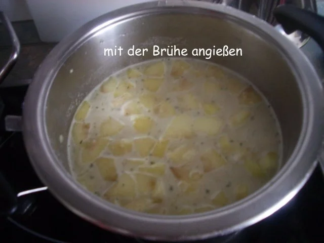 Rezept: Apfel - Sellerie - Süppchen mit Calvados Bild Nr. 10 Apfel - Sellerie - Süppchen mit Calvados - Rezept - Bild Nr. 10