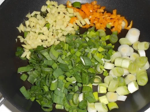 Rezept: Nudel-Champignon-Gemüse-Pfanne Bild Nr. 2 Nudel-Champignon-Gemüse-Pfanne - Rezept - Bild Nr. 2