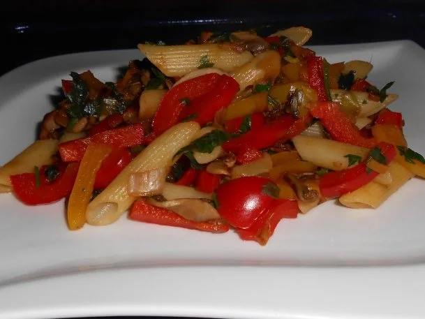 Rezept: Nudel-Champignon-Gemüse-Pfanne Bild Nr. 11 Nudel-Champignon-Gemüse-Pfanne - Rezept - Bild Nr. 11