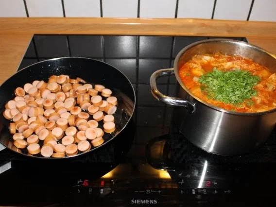 Rezept: Kartoffel-Gulasch Bild Nr. 2 Kartoffel-Gulasch - Rezept - Bild Nr. 2