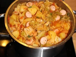 Rezept: Kartoffel-Gulasch Bild Nr. 5 Kartoffel-Gulasch - Rezept - Bild Nr. 5
