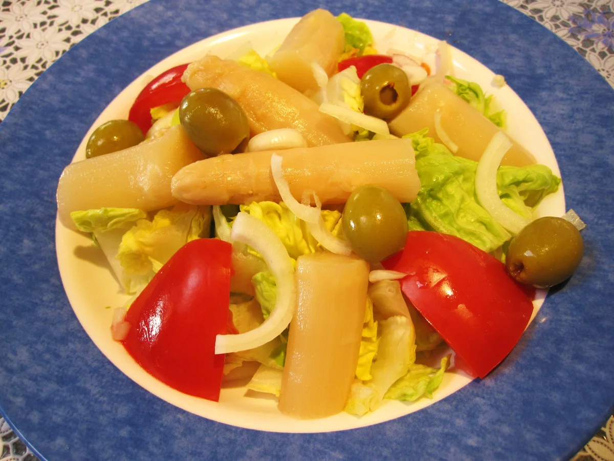 Rezept: Bunter Beilagensalat Bild Nr. 7 Bunter Beilagensalat - Rezept - Bild Nr. 7