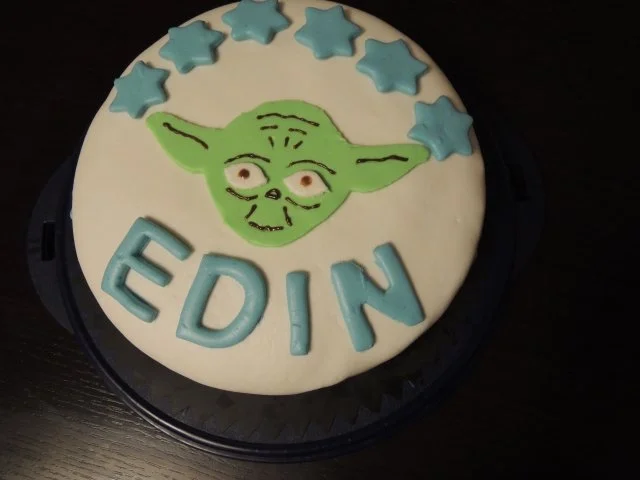 Star Wars YODA Torte (Oreo-Schokocreme) - Rezept