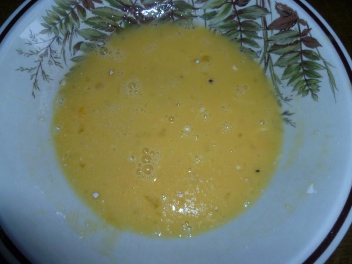 Mit Nüssen paniertes Hähnchen auf Feldsalat mit Mozzarella - Rezept - Bild Nr. 3