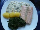 Lachs in  Weißweinsoße - Rezept