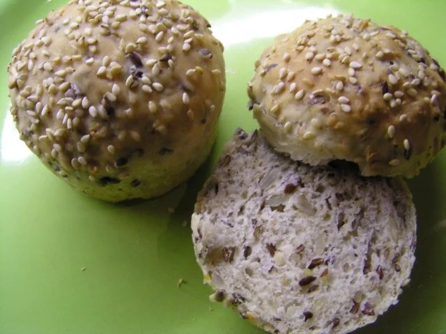 Rezept: Joghurt- Brötchen aus der Muffinform 6 Stk Joghurt- Brötchen aus der Muffinform 6 Stk - Rezept