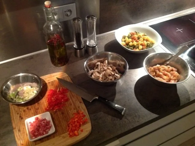 Pasta Tricolore mit Curry-Orangen-Weißwein Hühnchen - Rezept - Bild Nr. 4