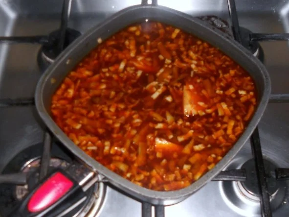 Schichtkohl à la "Oòrndrasch". Aus dem Backofen und wirklich in Schichten. (Rzpt. um 1976) - Rezept - Bild Nr. 20