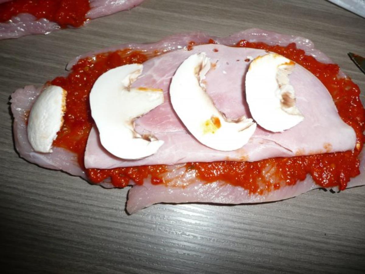 Jäger-Röllchen an Nudeln - Rezept - Bild Nr. 3