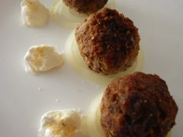 Rezept: Falafel mit Knoblauchdip Falafel mit Knoblauchdip - Rezept