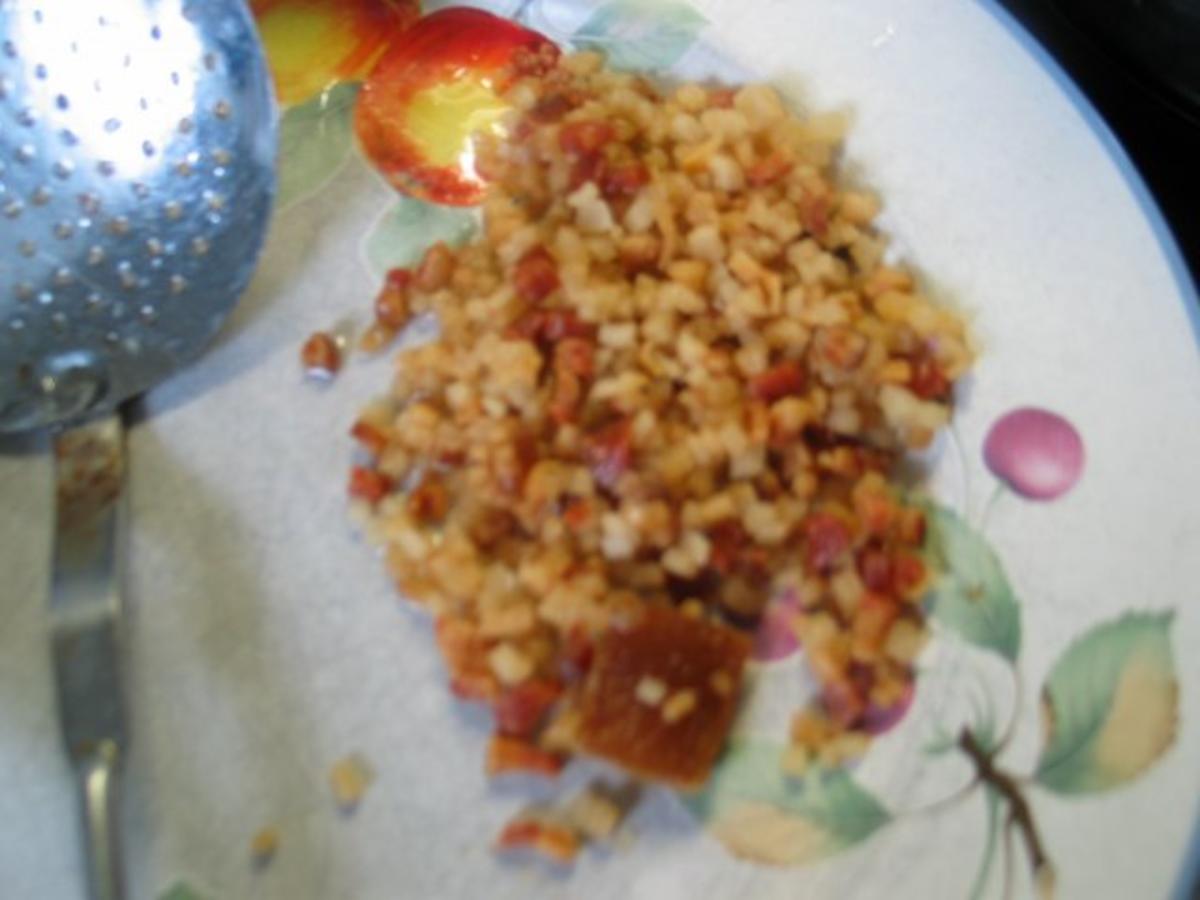 Brotaufstrich: Schweineschmalz mit Apfel, Majoran und Zwiebeln ...