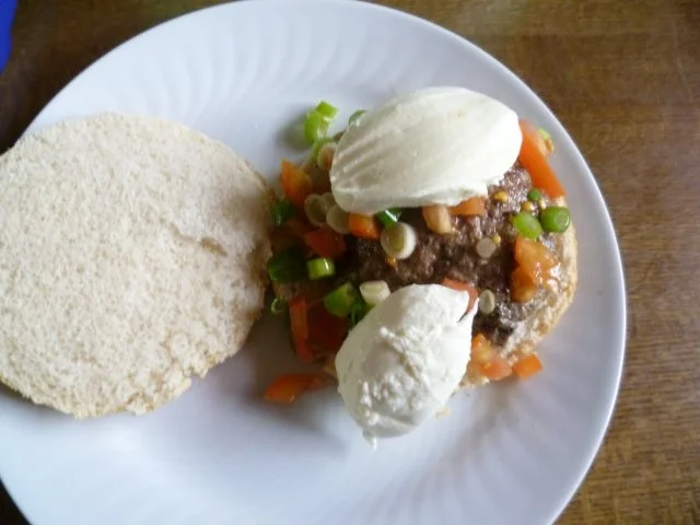 Basilikum-Burger mit Tomaten - Rezept - Bild Nr. 2