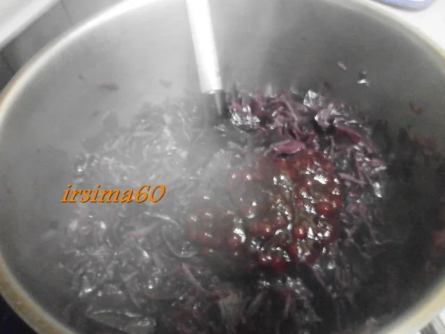 Rezept: Gezupfter Rotkohl nach Kolja Kleeberg Bild Nr. 14 Gezupfter Rotkohl nach Kolja Kleeberg - Rezept - Bild Nr. 14