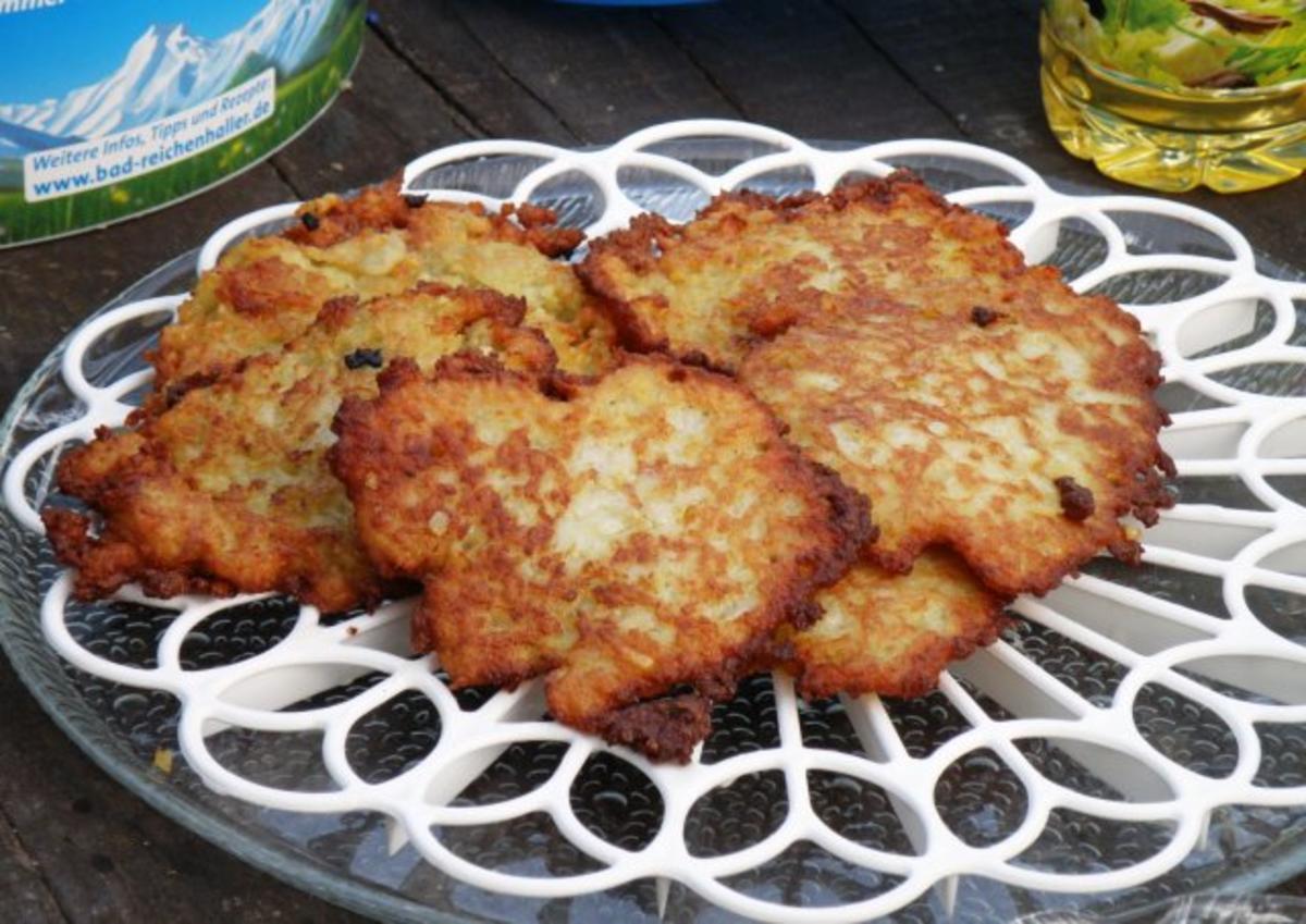 Bilder für Reibekuchen Werden bei uns überwiegend im Garten gebacken, aber dann in rauen Mengen. - Rezept