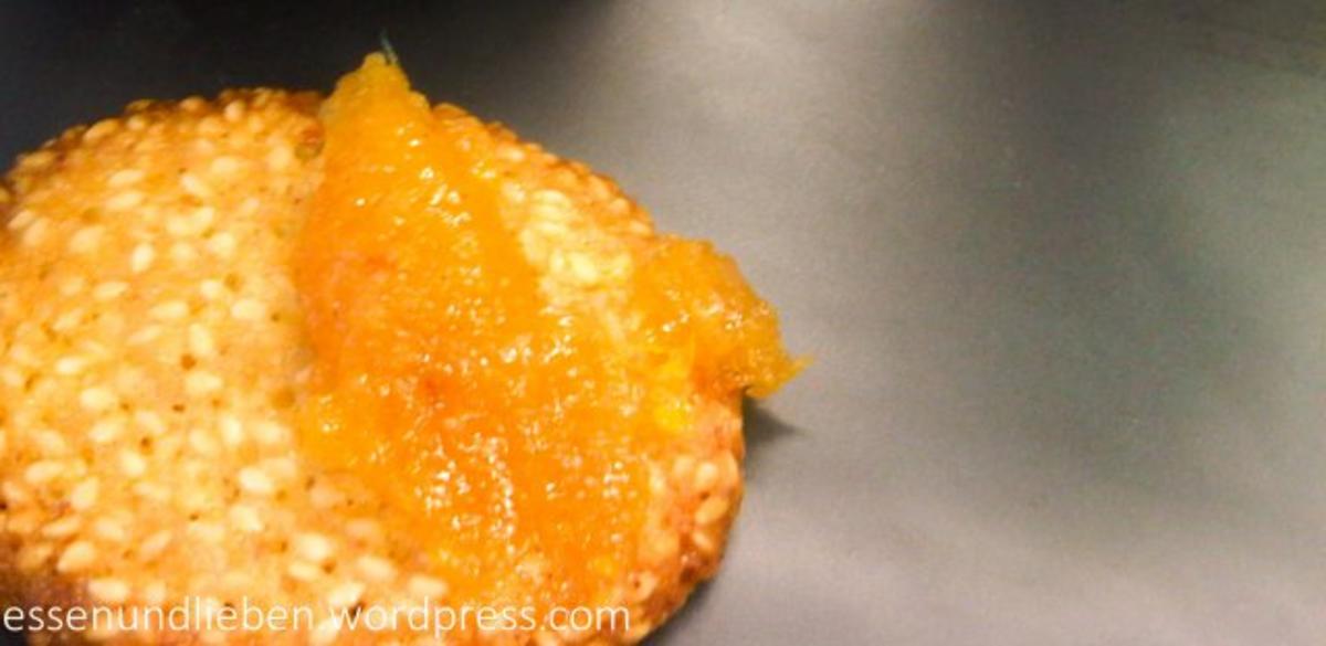 Sesamplätzchen mit Orangenmarmelade - Rezept