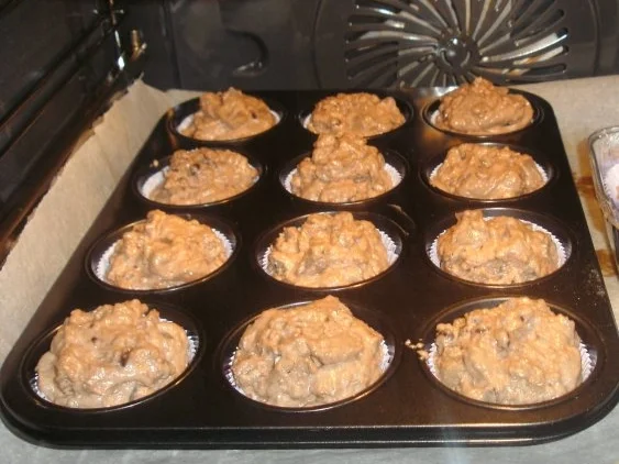 Rezept: Birnen-Schoko-Muffins Bild Nr. 2 Birnen-Schoko-Muffins - Rezept - Bild Nr. 2