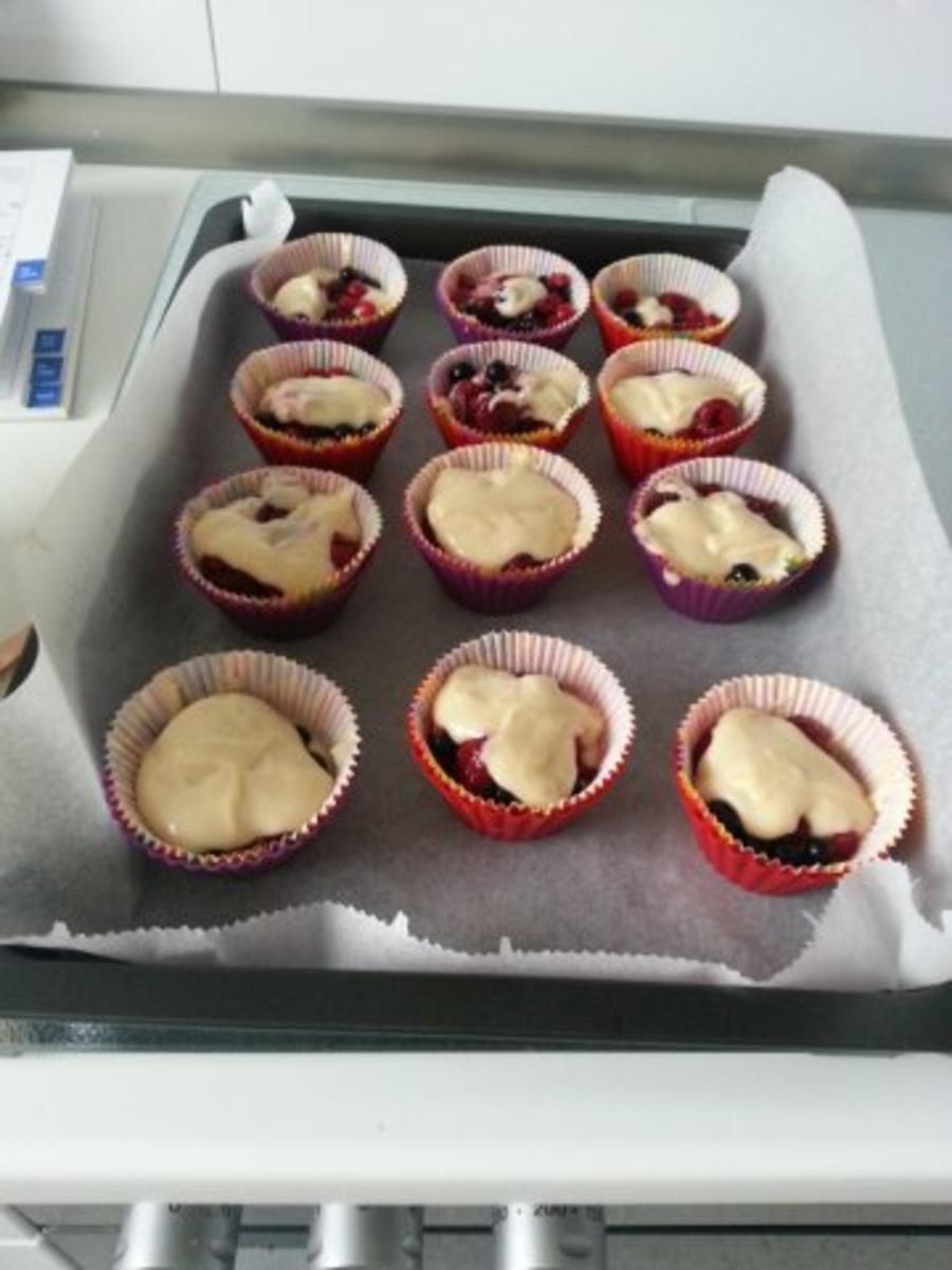 Waldfrucht Muffins - Rezept Eingereicht von cupcake210