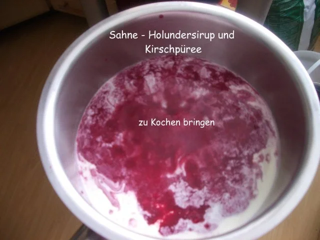 Rezept: Kirsch - Panna cotta Bild Nr. 3 Kirsch - Panna cotta - Rezept - Bild Nr. 3