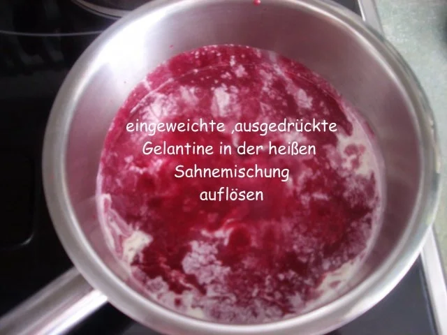 Rezept: Kirsch - Panna cotta Bild Nr. 4 Kirsch - Panna cotta - Rezept - Bild Nr. 4