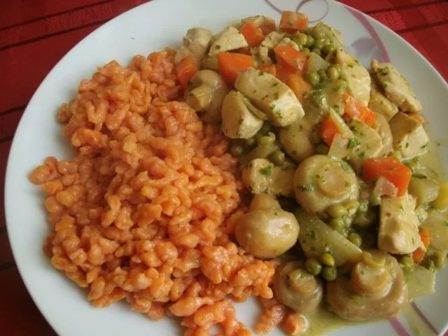 gemüsiges Hähnchenragout   mit saftigen Tomatenspätzle - Rezept - Bild Nr. 11