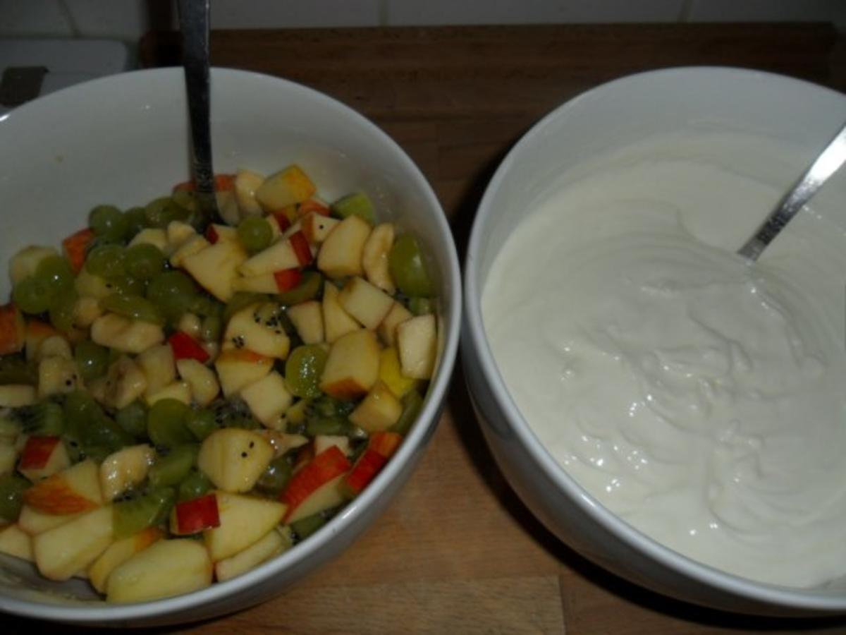 Obstsalat mit Quarkcreme - Rezept mit Bild - kochbar.de