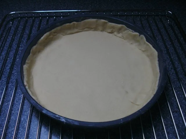 Rezept: Mandeltarte mit Rhabarber Bild Nr. 3 Mandeltarte mit Rhabarber - Rezept - Bild Nr. 3