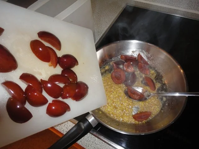 Rezept: karamelisierte Ingwer-Zwetschgen Bild Nr. 6 karamelisierte Ingwer-Zwetschgen - Rezept - Bild Nr. 6