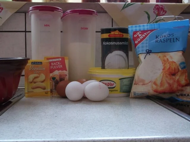 Kokos-Guglhupf - Rezept - Bild Nr. 2