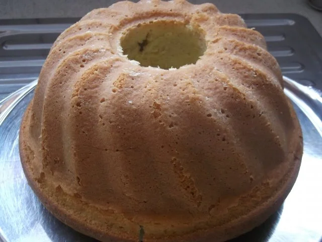 Kokos-Guglhupf - Rezept - Bild Nr. 11