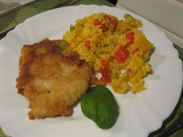 Rezept: Seelachs-Filet im Bierteig auf buntem Paprika-Reis Seelachs-Filet im Bierteig auf buntem Paprika-Reis - Rezept
