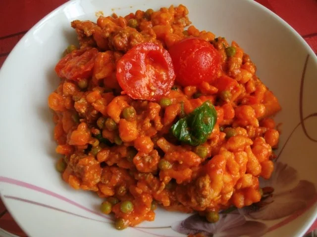 Rote Spätzle in roter Soße - Rezept