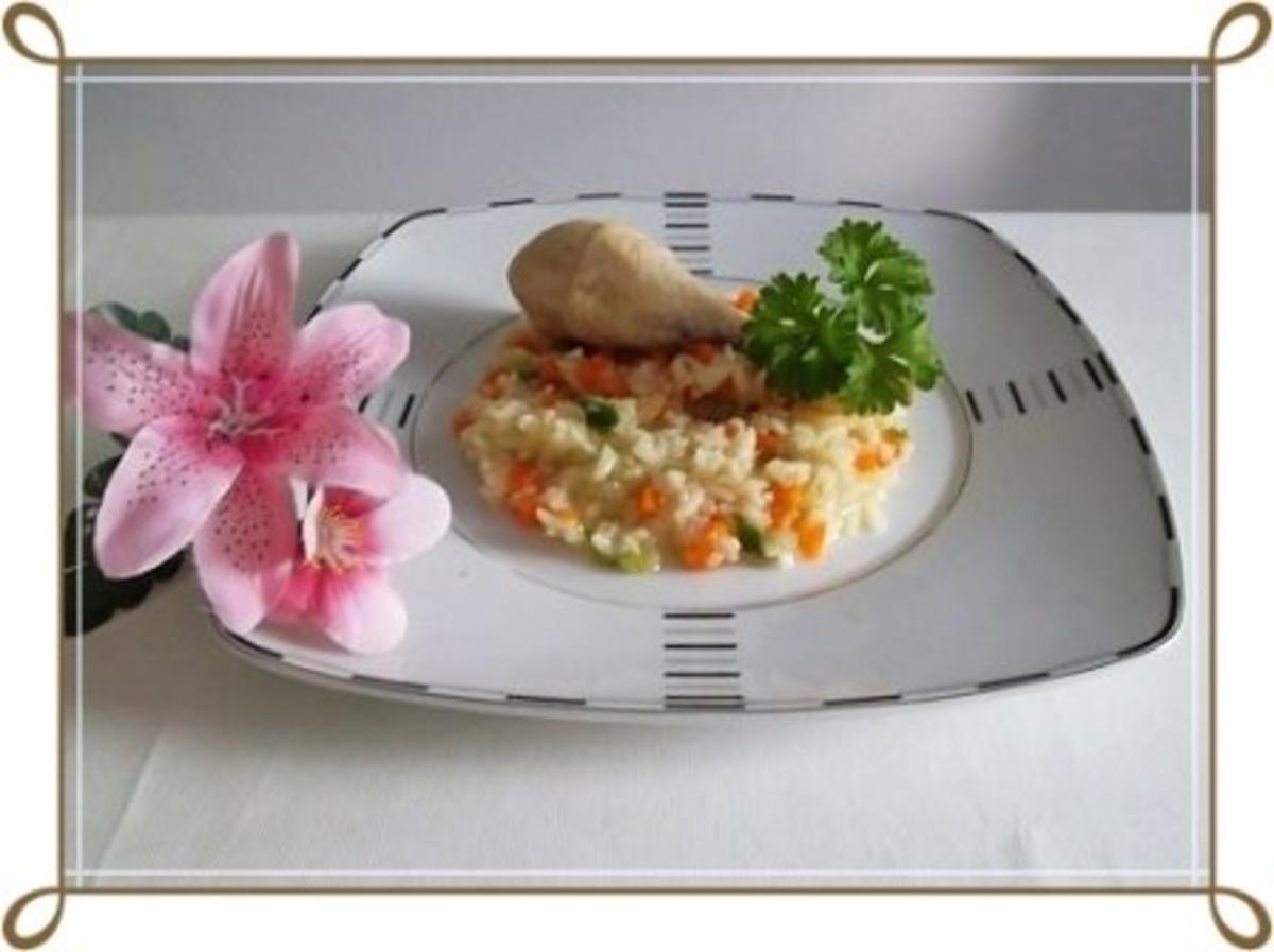Bilder für Gegarte Hähnchen Unterschenkel auf Gemüsereis - Rezept