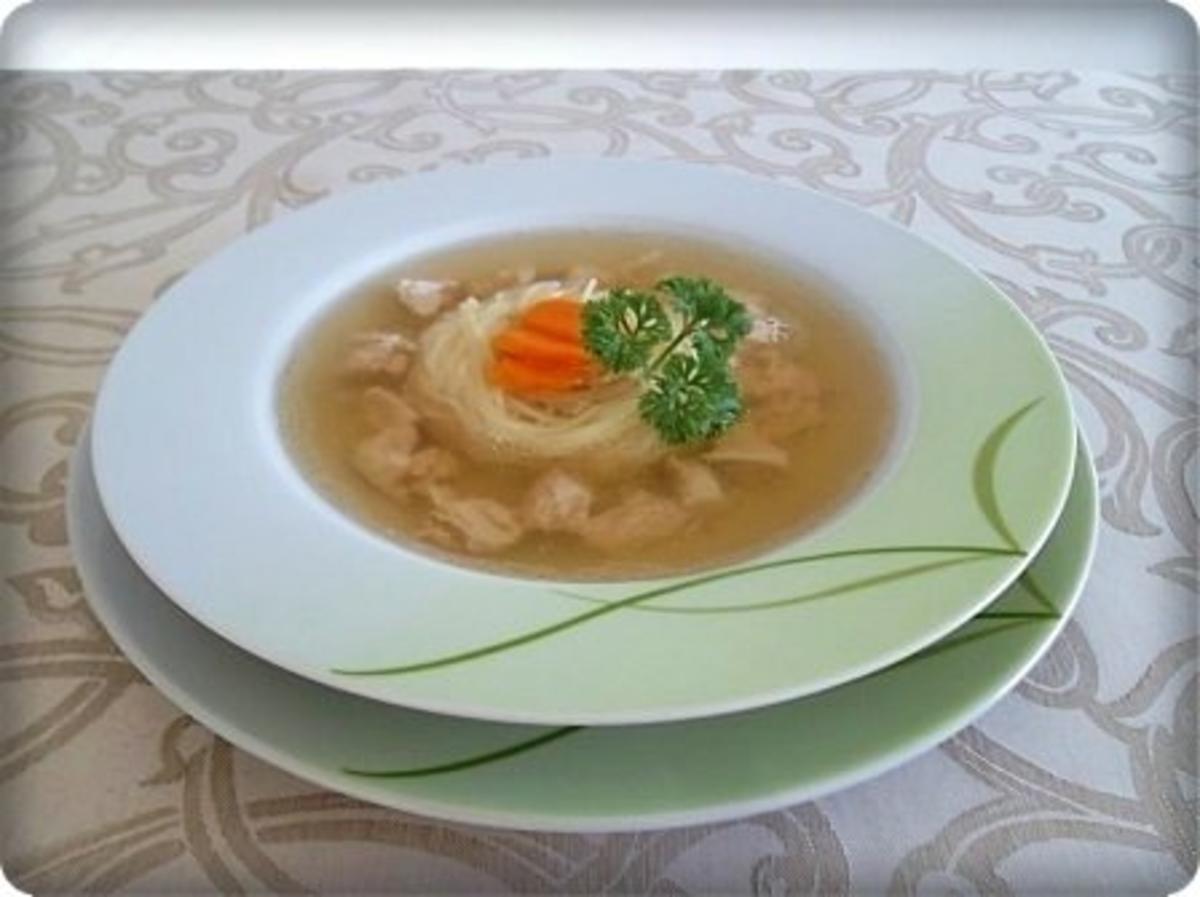 Anti - Grippe Hähnchen Suppe mit Nestnudeln - Rezept - Bild Nr. 16