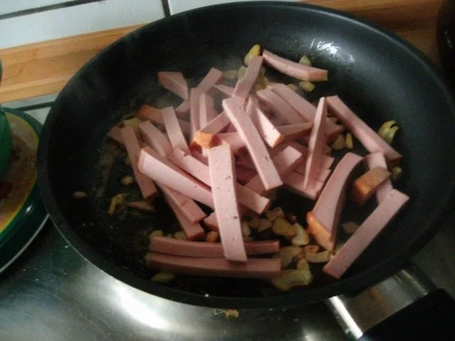 Leberkäsegeschnetzeltes mit Kartoffel Möhren Sellerie Stampf - Rezept - Bild Nr. 8