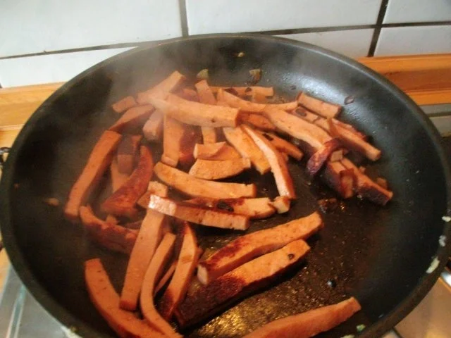 Leberkäsegeschnetzeltes mit Kartoffel Möhren Sellerie Stampf - Rezept - Bild Nr. 9