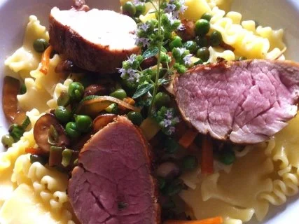 Nudeln mit Schweinefilet - Rezept