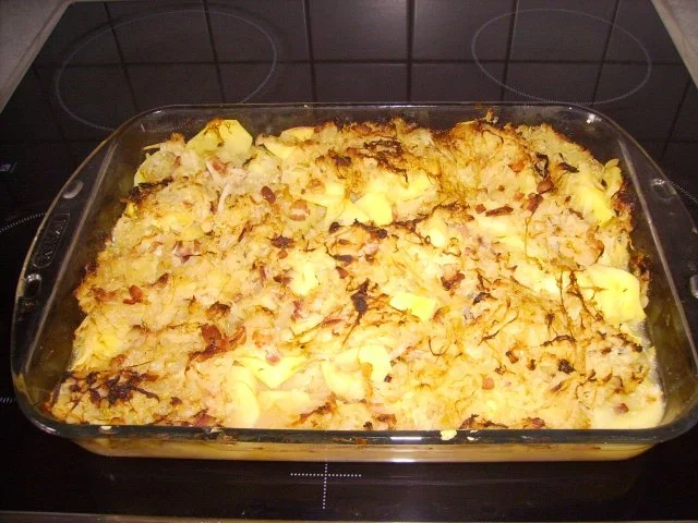 Zwiebel Speck Sauerkraut Kartoffel Gratin - Rezept
