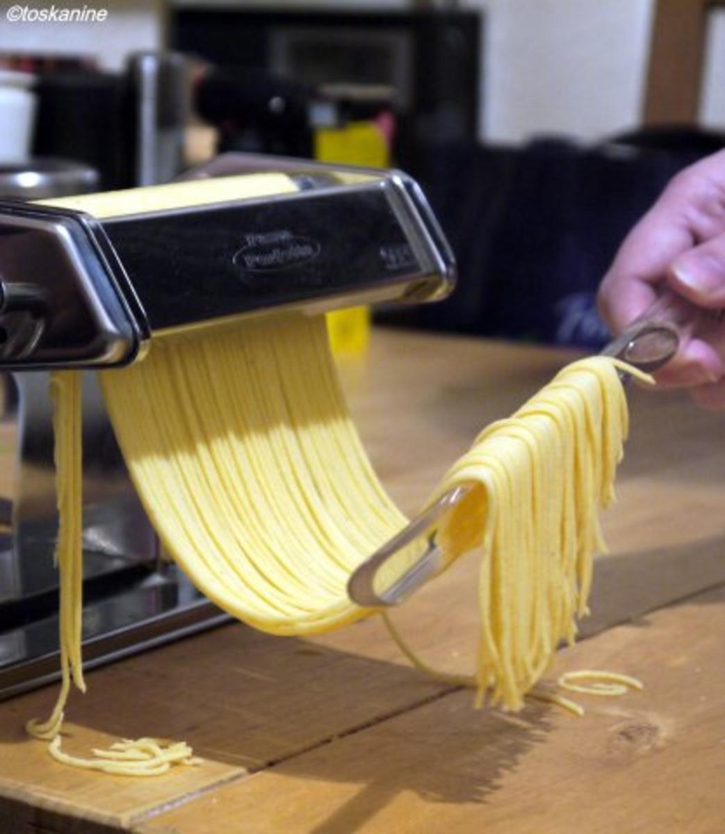 Spaghetti mit Hackfleisch-Gemüse-Sauce - Rezept - Bild Nr. 11