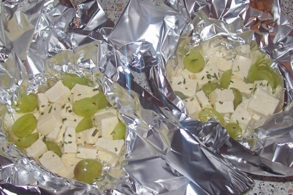 Vorspeise/Abendessen: Aromatische Feta-Weintrauben-Päckchen - Rezept - Bild Nr. 4